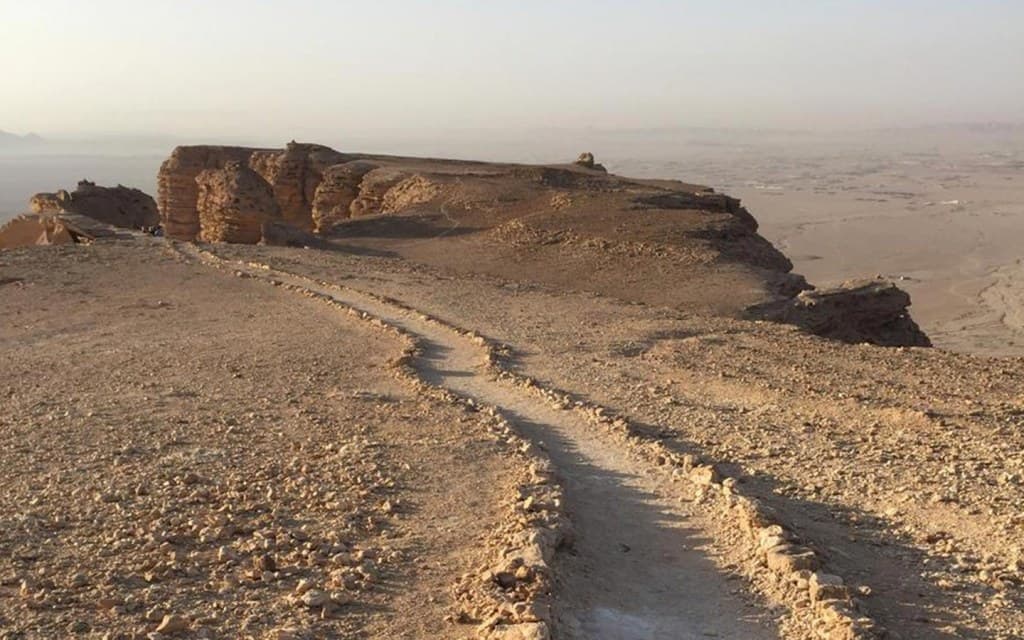الرياض: هايك درب المنجور الجبلي